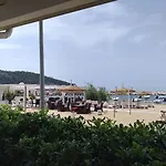 Marazzurro شقة